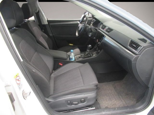 Skoda Superb (11/2020, Diesel)