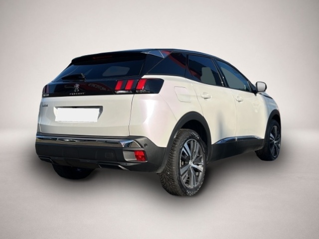 Peugeot 3008 (08/2023, Benzin)