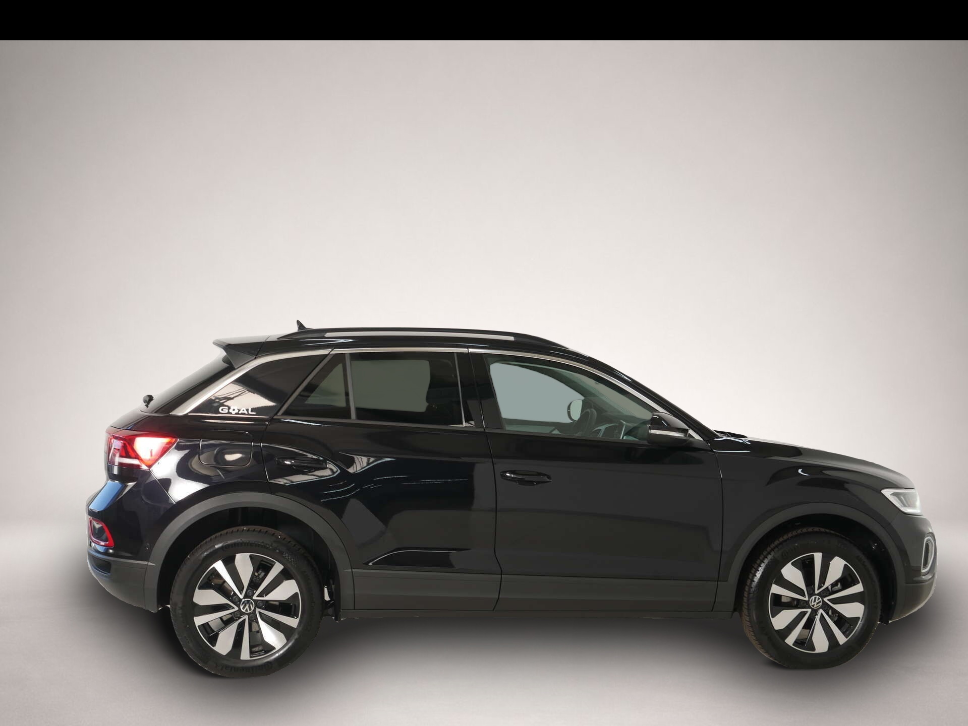 Volkswagen T-Roc (08/2025, Benzin)