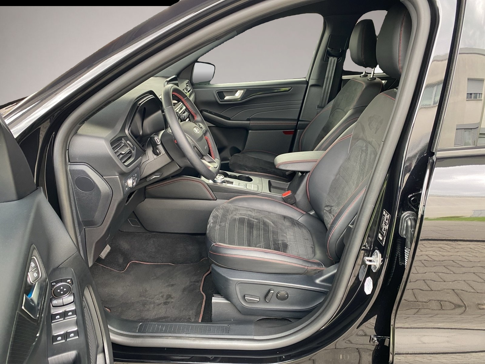 Ford Kuga (09/2022, )