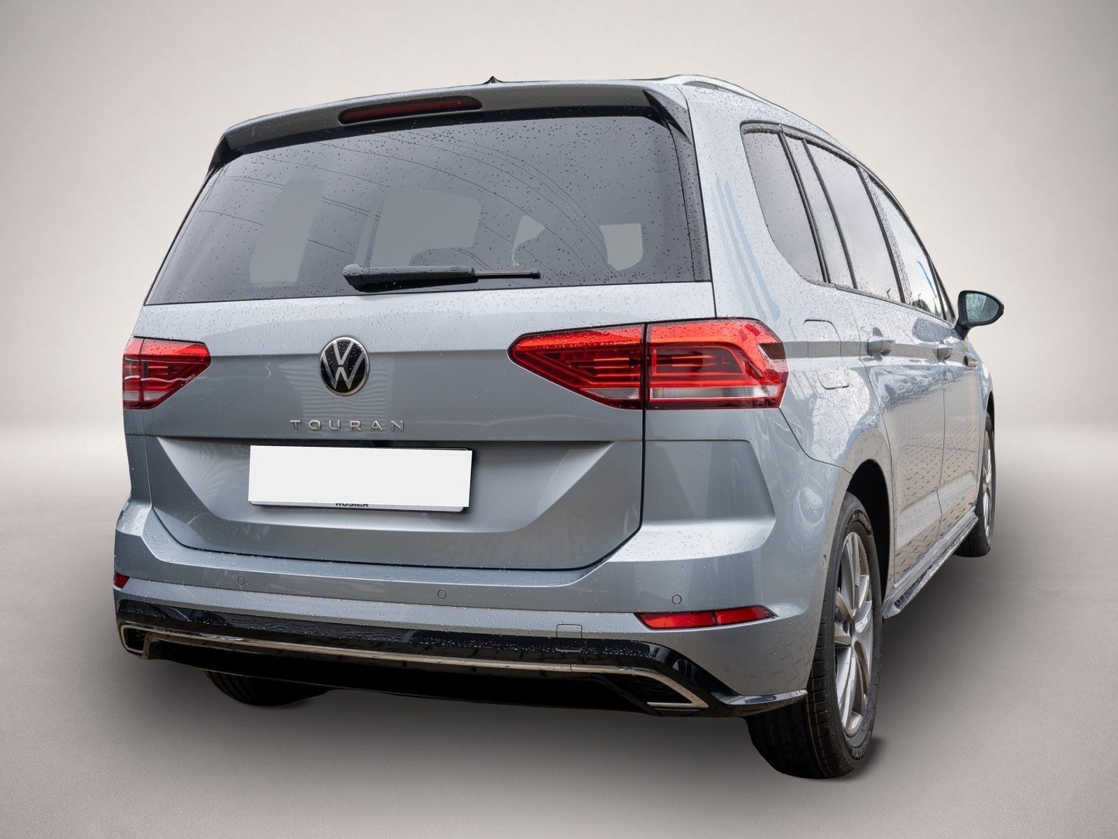 Volkswagen Touran (02/2026, Benzin)
