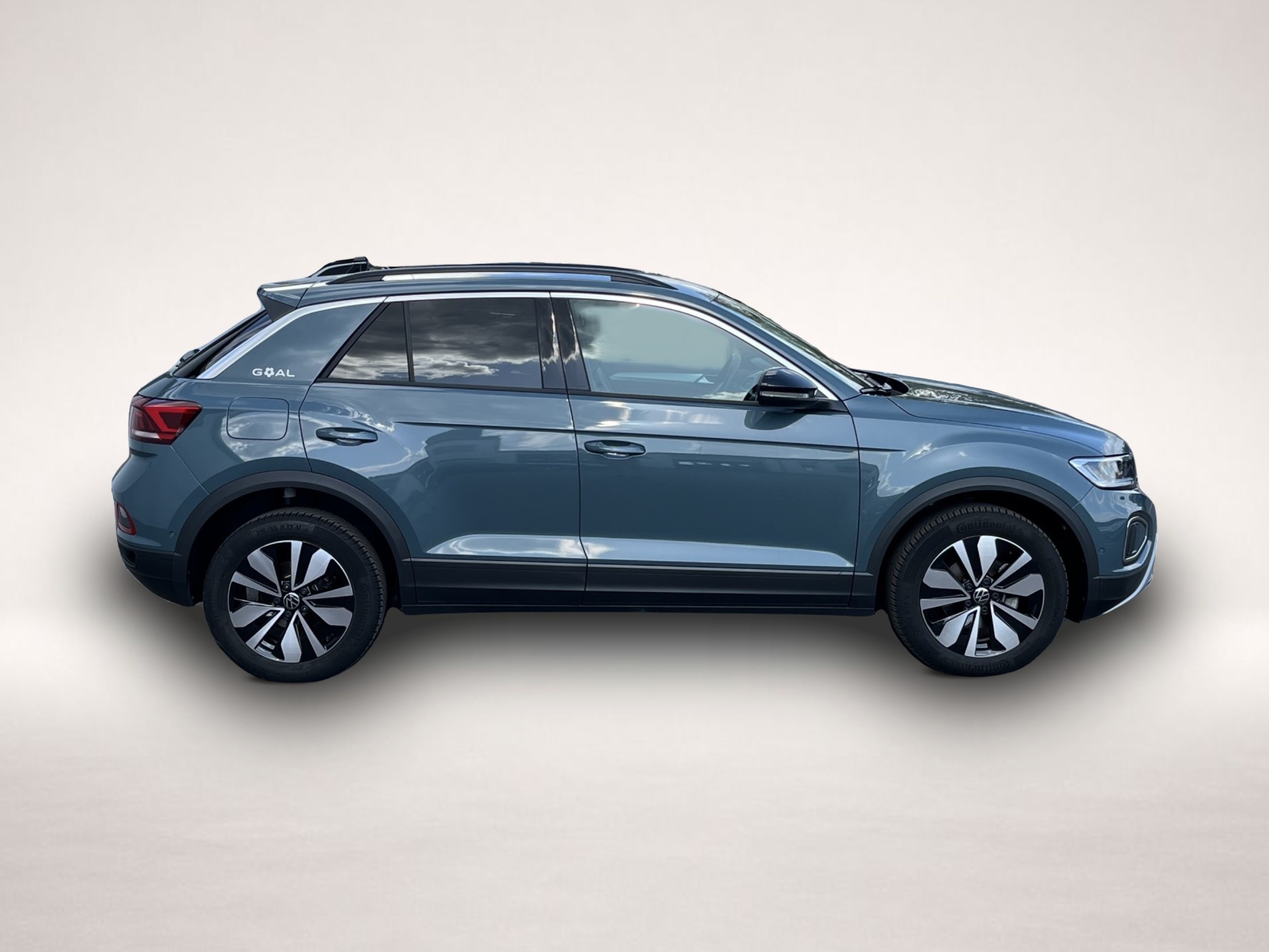 Volkswagen T-Roc (09/2025, Benzin)
