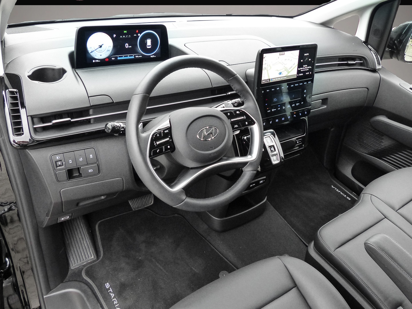 Hyundai STARIA (12/2023, Diesel)