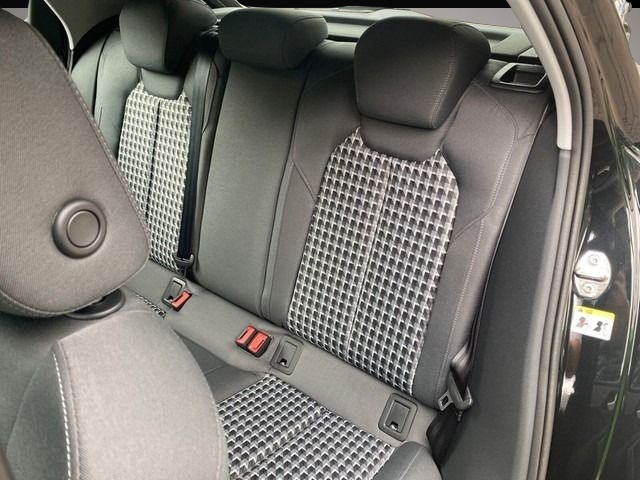 Audi A1 (09/2021, Benzin)