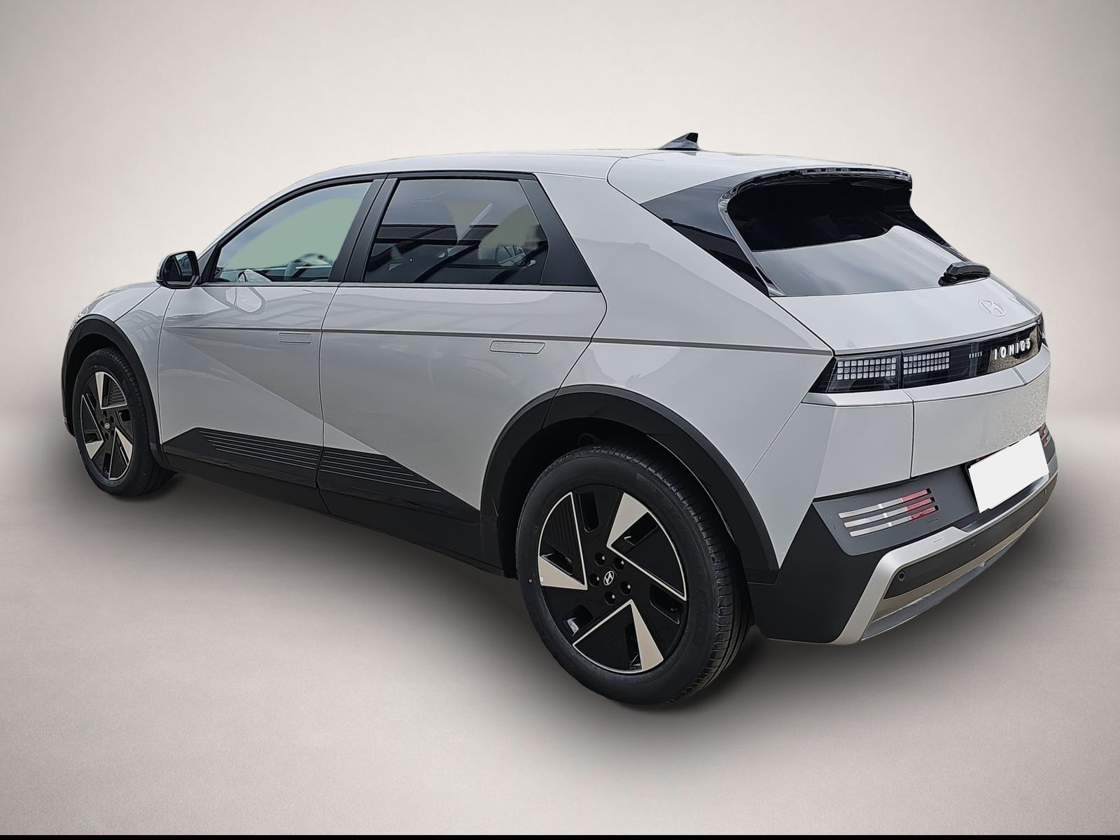 Hyundai IONIQ 5 (06/2026, ELECTRIC)