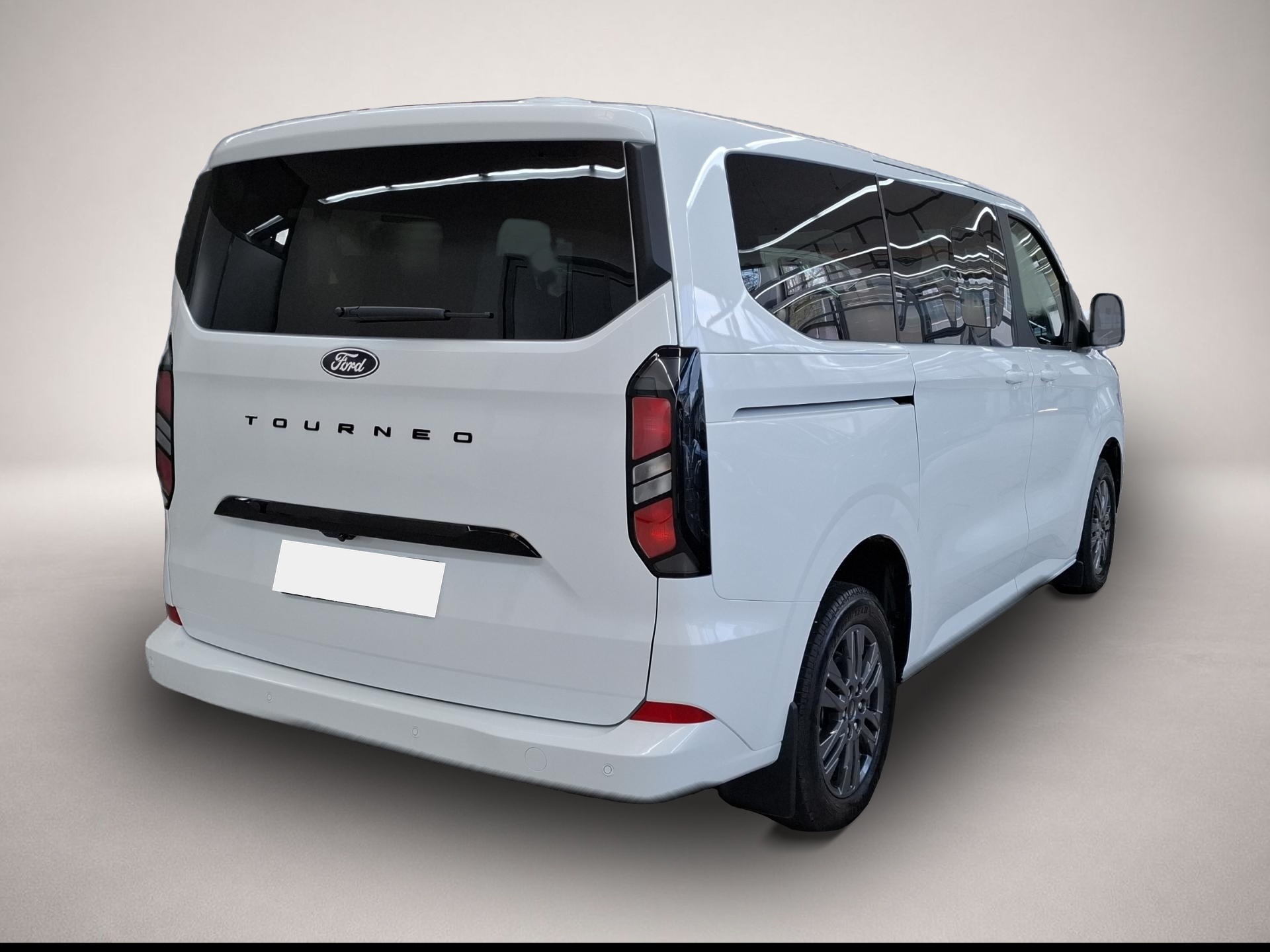 Ford Tourneo Custom (01/2026, Diesel)