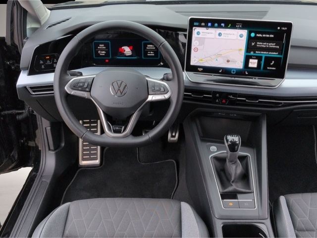 Volkswagen Golf (04/2025, Benzin)