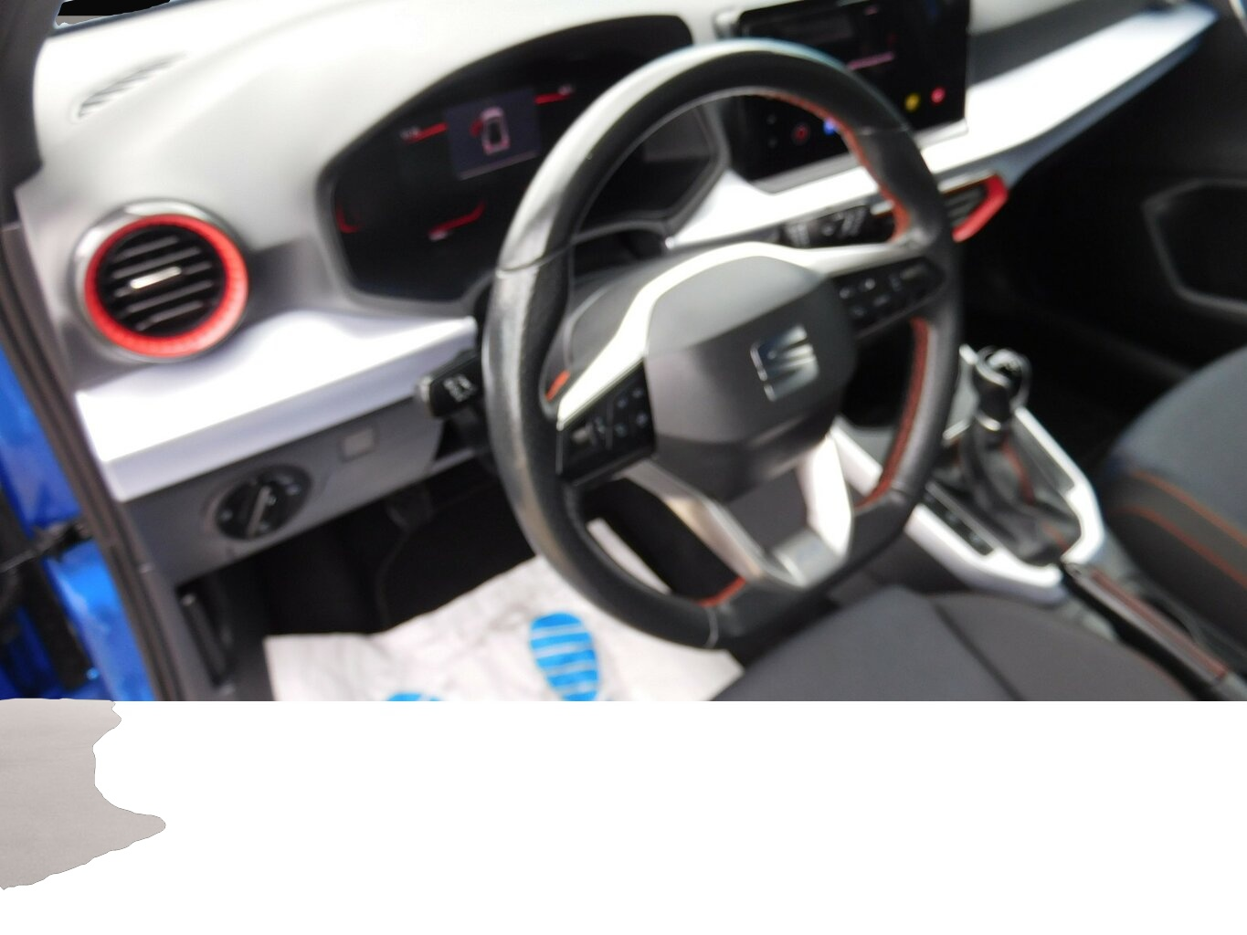Seat Arona (04/2024, Benzin)