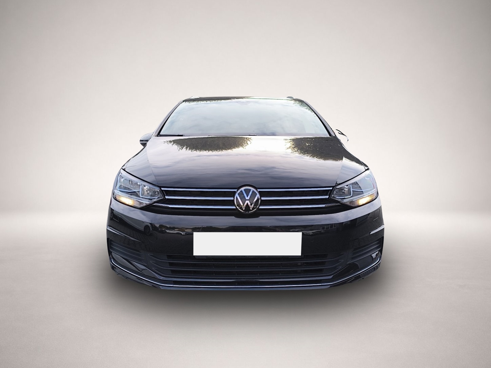 Volkswagen Touran (08/2024, Benzin)