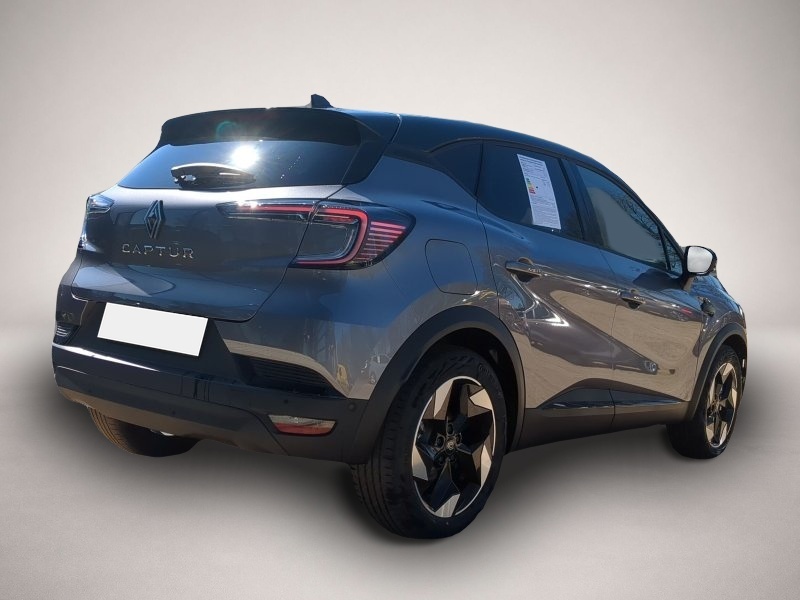 Renault Captur (03/2026, Benzin)