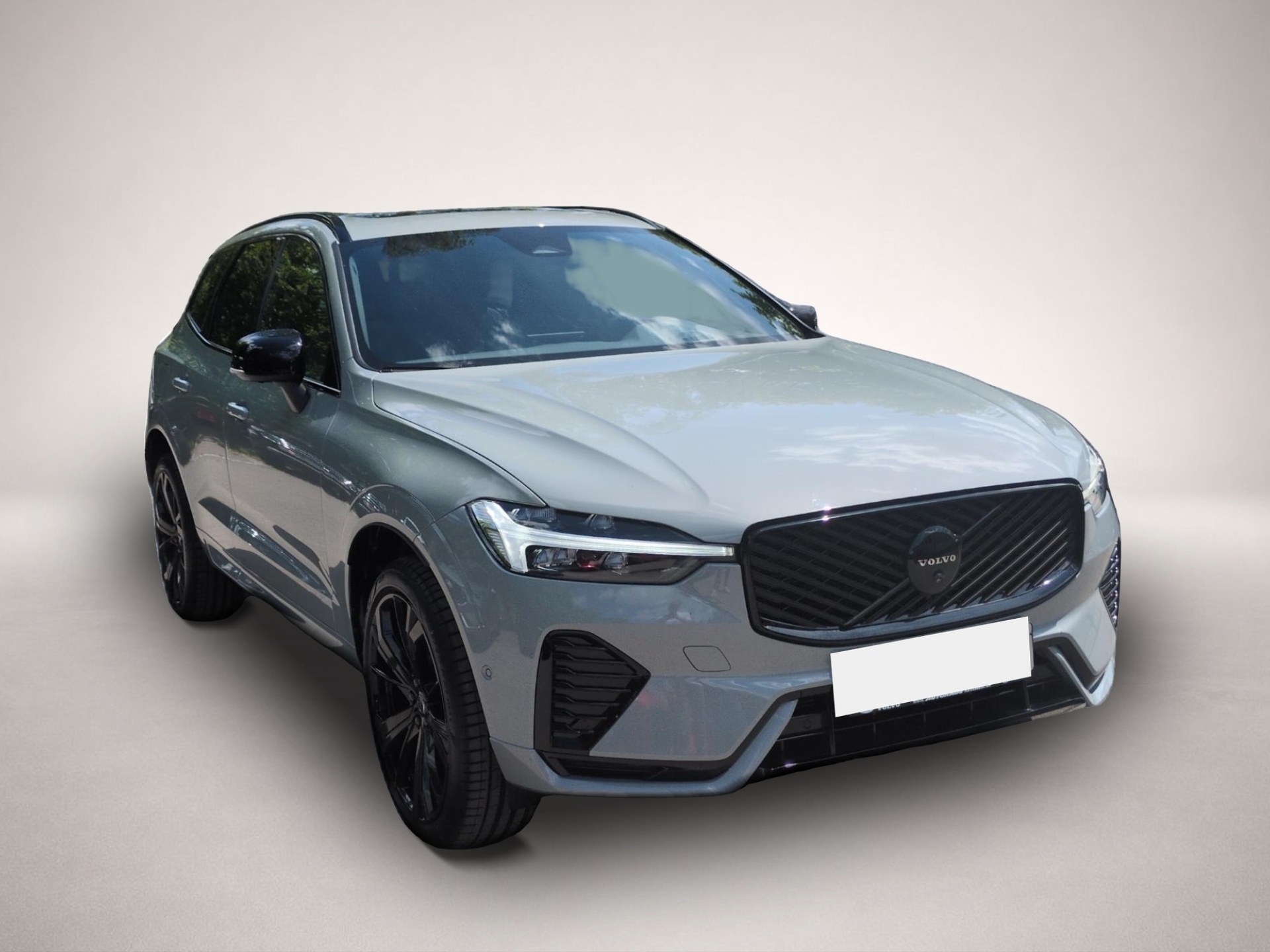 Volvo XC60 (09/2025, Benzin)