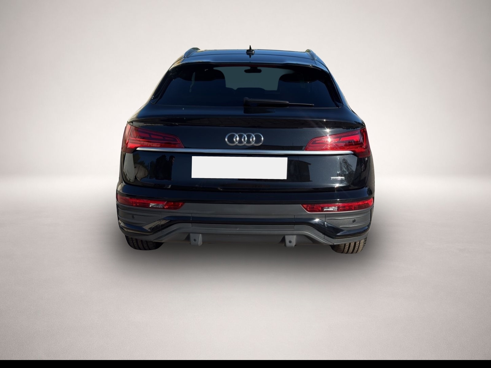 Audi Q5 (02/2023, Benzin)