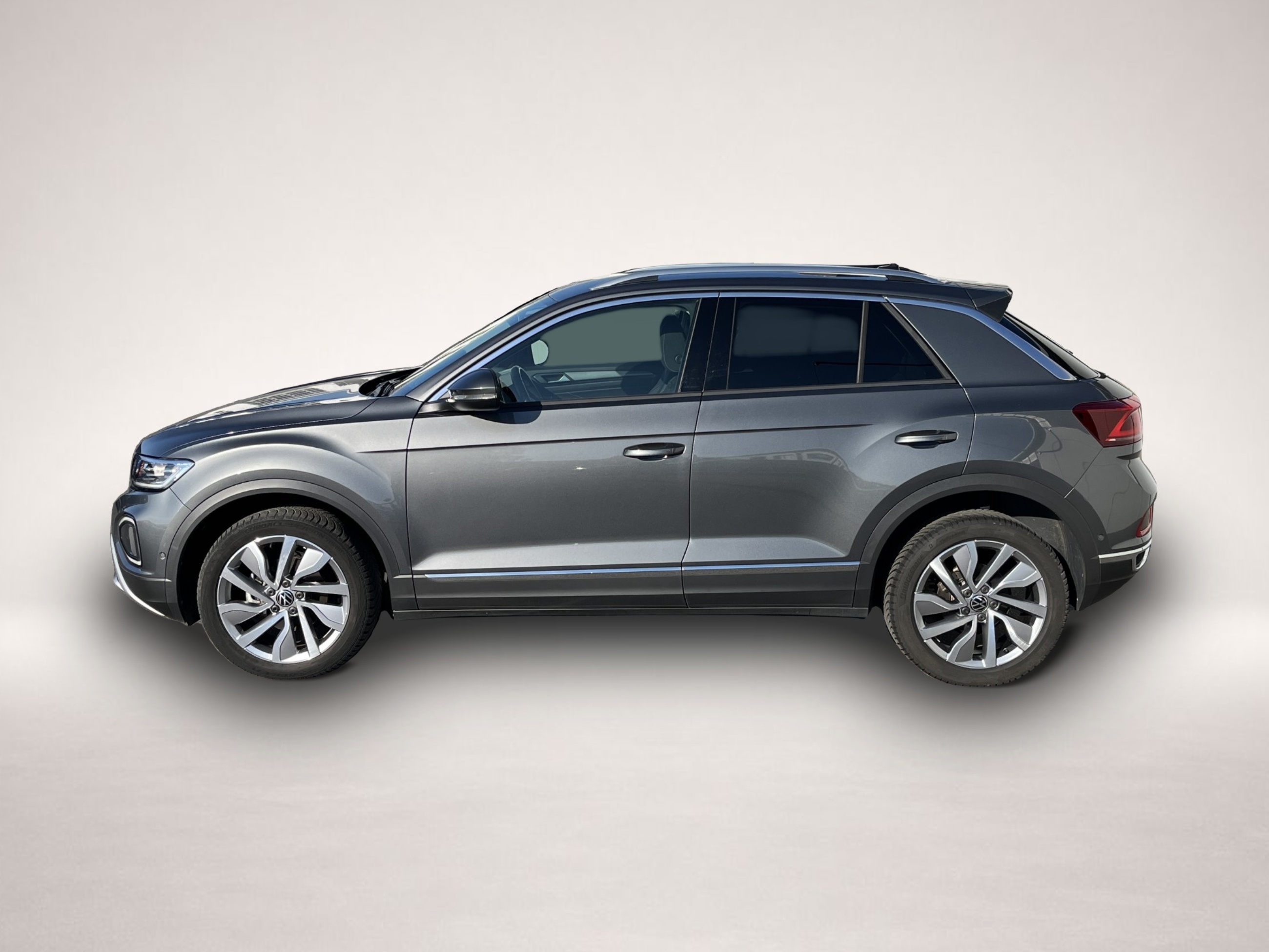 Volkswagen T-Roc (06/2023, Benzin)