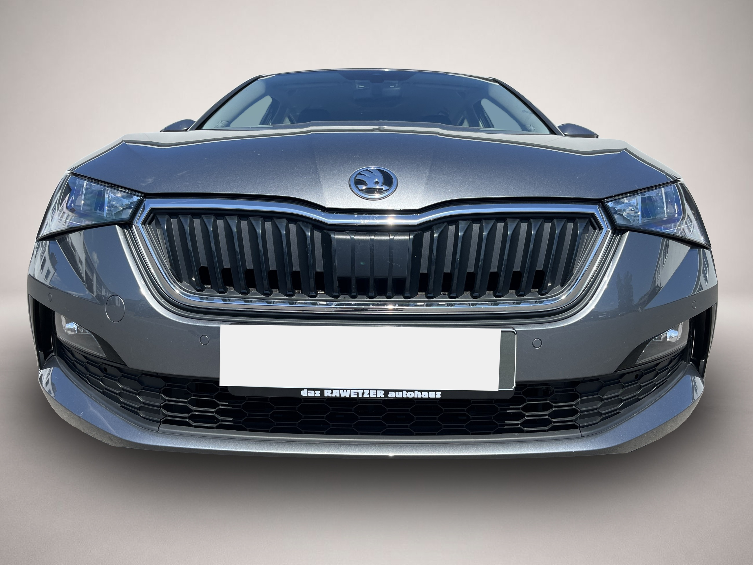 Skoda Scala (03/2023, Benzin)