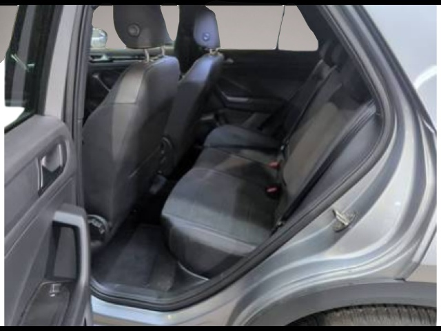 Volkswagen T-Roc (09/2025, Benzin)