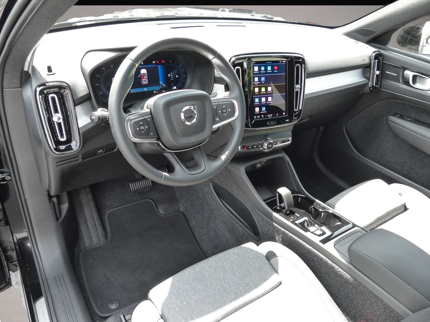 Volvo XC40 (05/2025, )