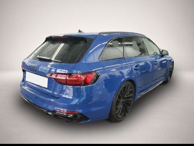 Audi RS4 (05/2024, Benzin)