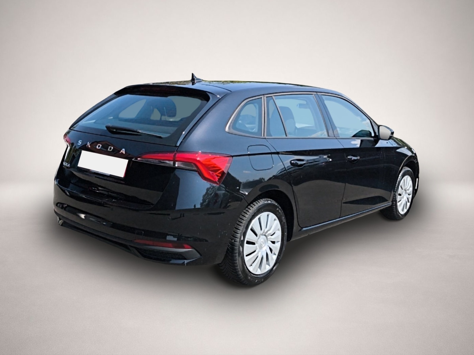 Skoda Scala (09/2025, Benzin)