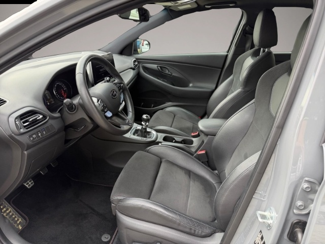 Hyundai i30 (11/2022, Benzin)