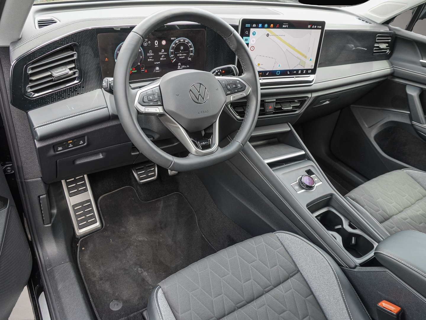 Volkswagen Tiguan (09/2025, Benzin)