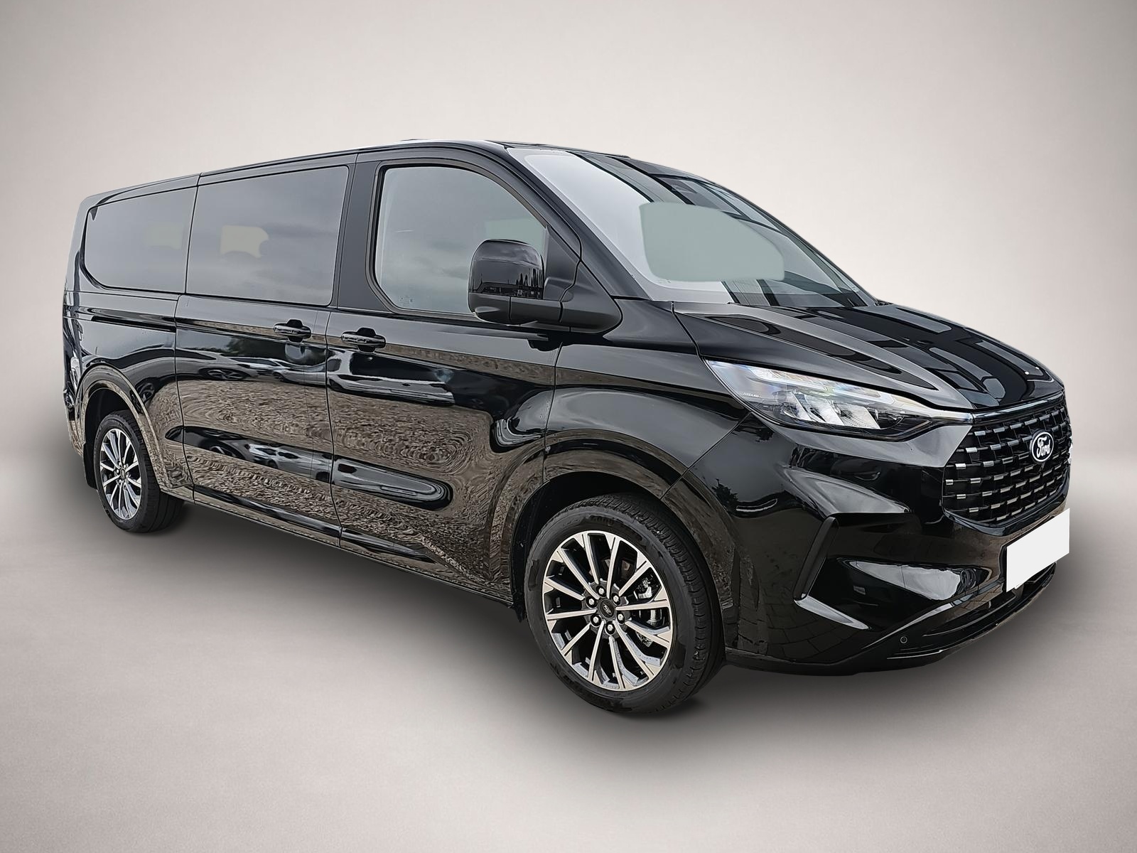 Ford Tourneo Custom (08/2025, Diesel)