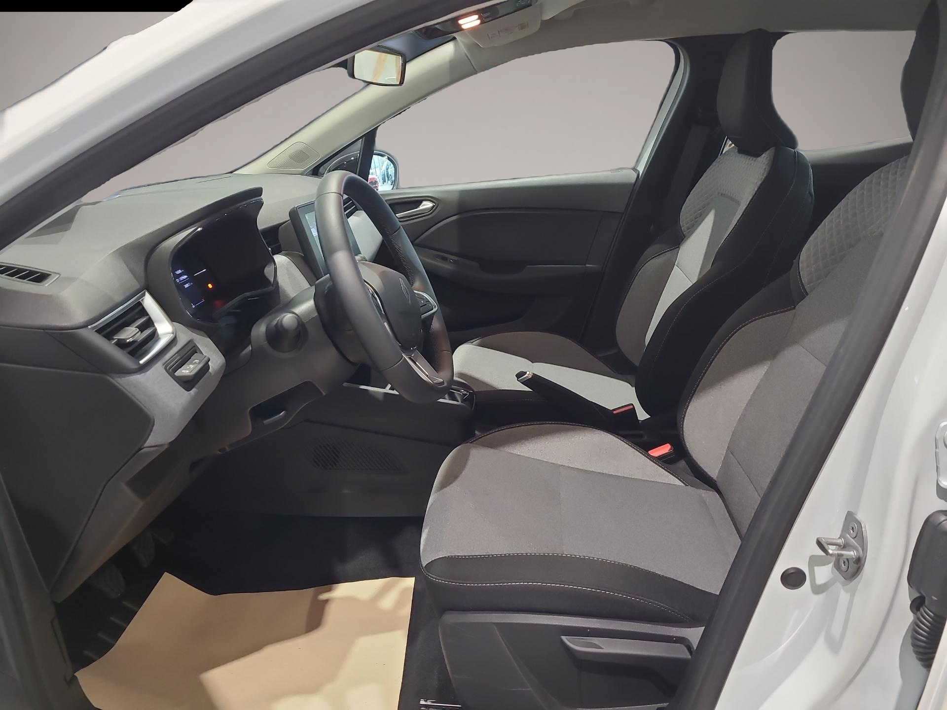 Renault Clio (07/2024, Benzin)