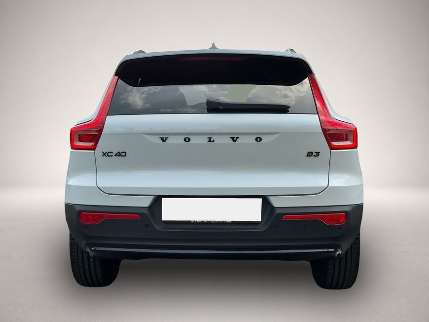 Volvo XC40 (05/2025, Benzin)