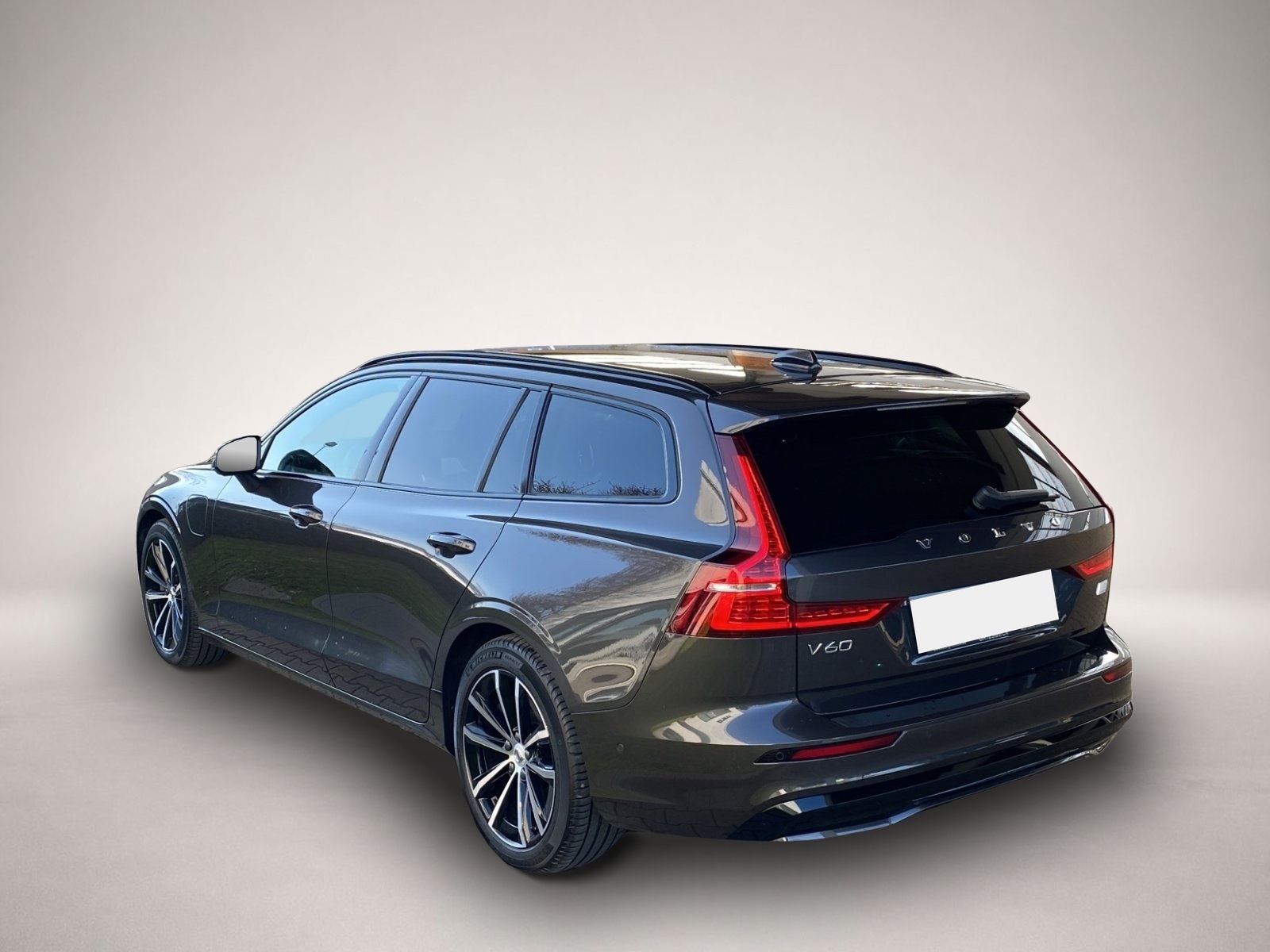 Volvo V60 (02/2023, )