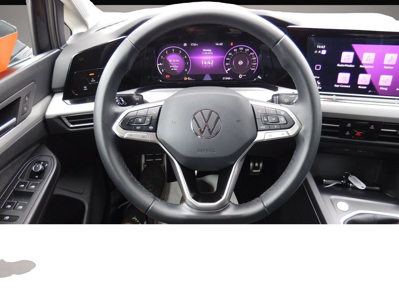 Volkswagen Golf (01/2024, Benzin)