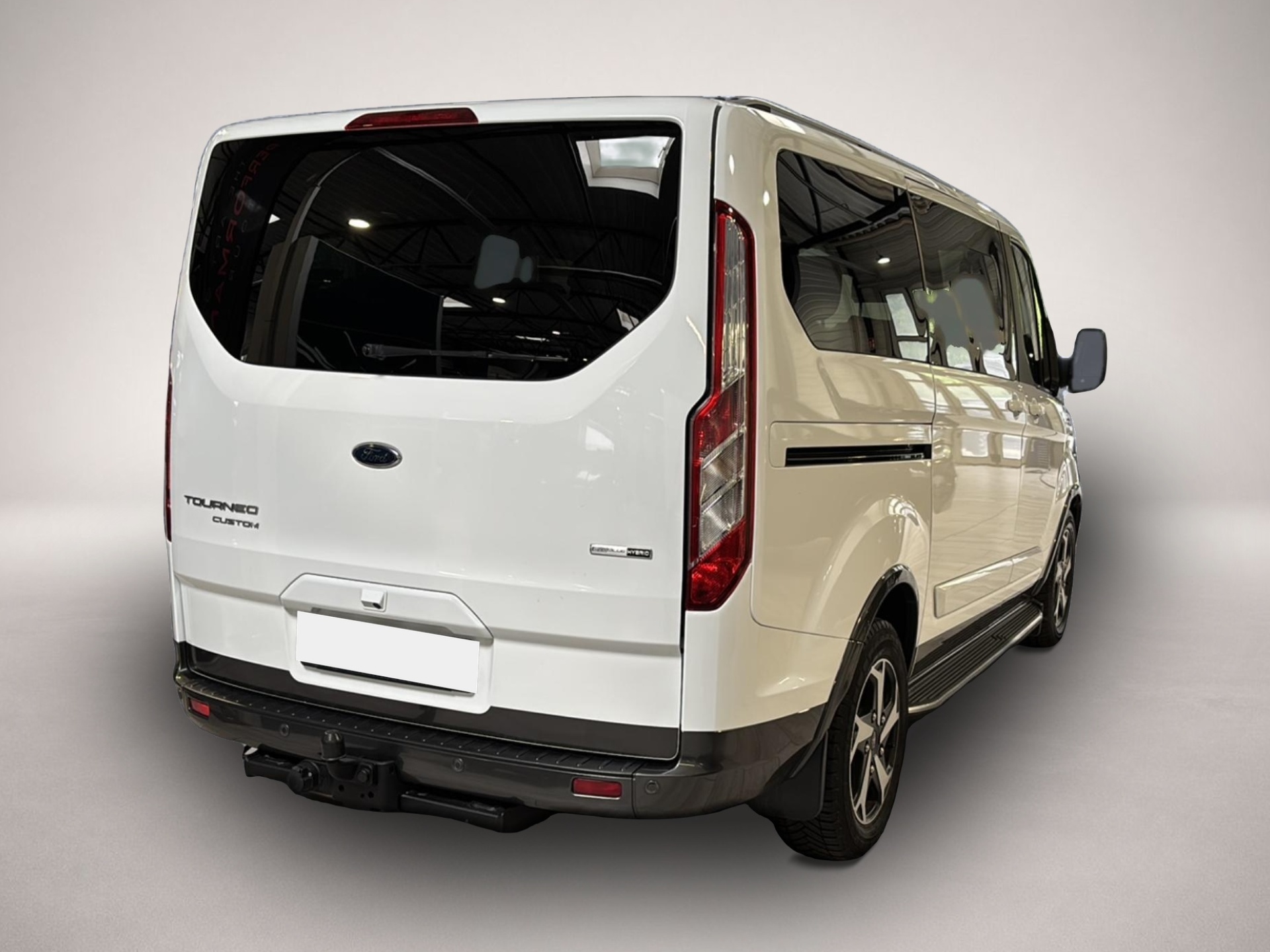 Ford Tourneo Custom (04/2022, Diesel)