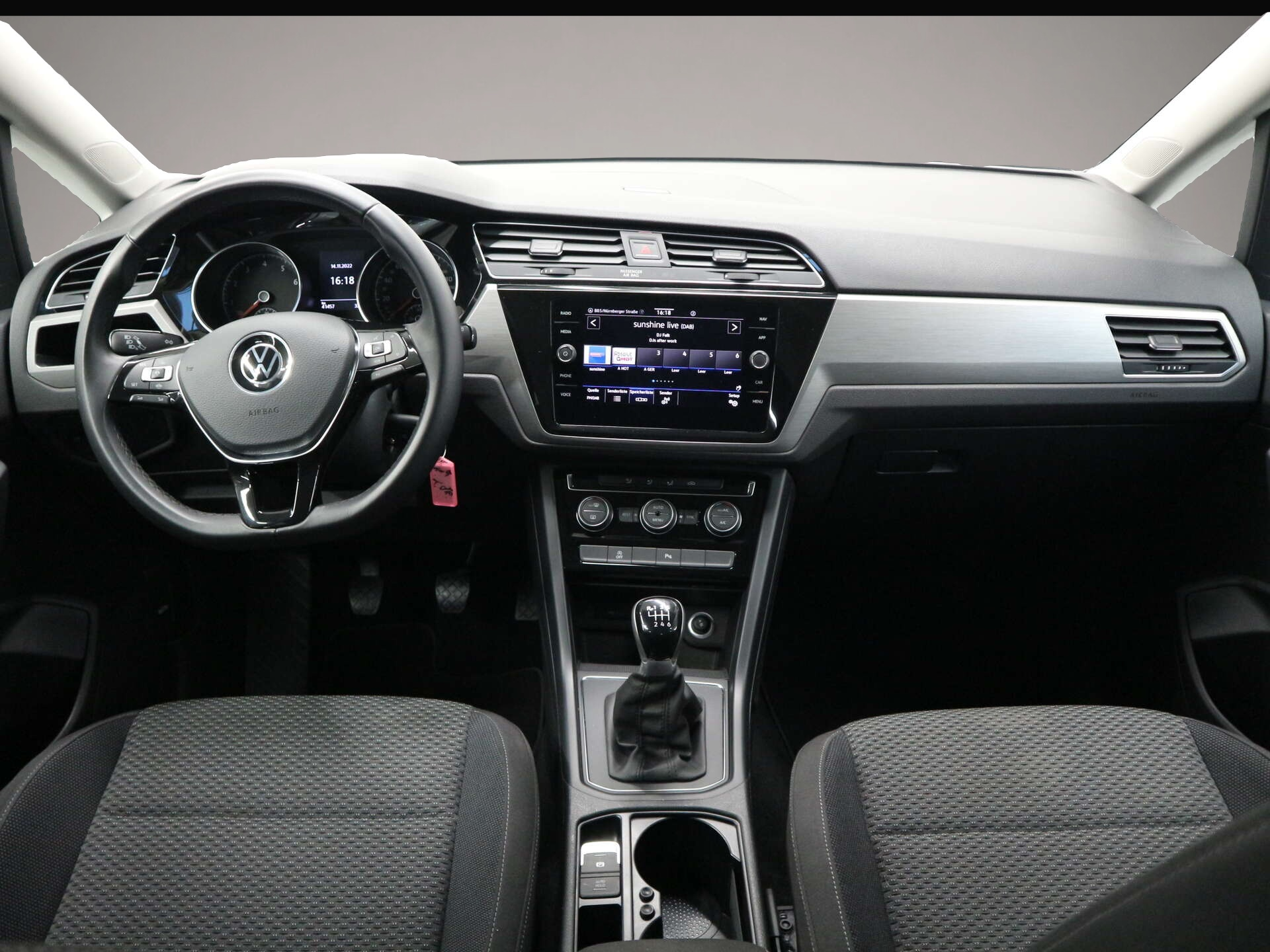 Volkswagen Touran (07/2021, Benzin)