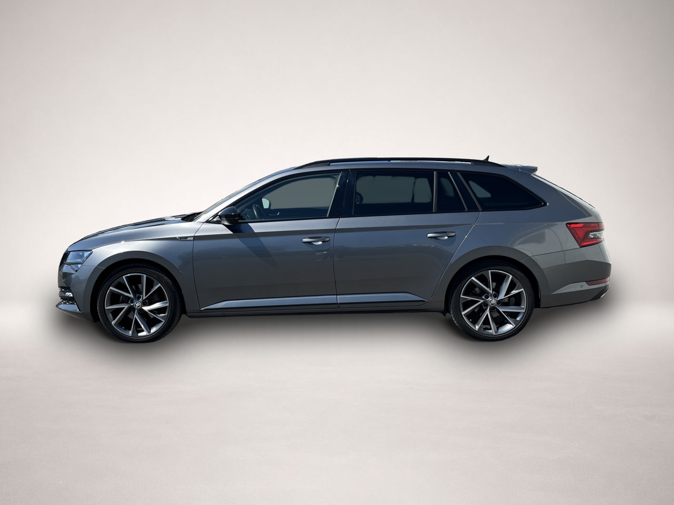 Skoda Superb (04/2023, )