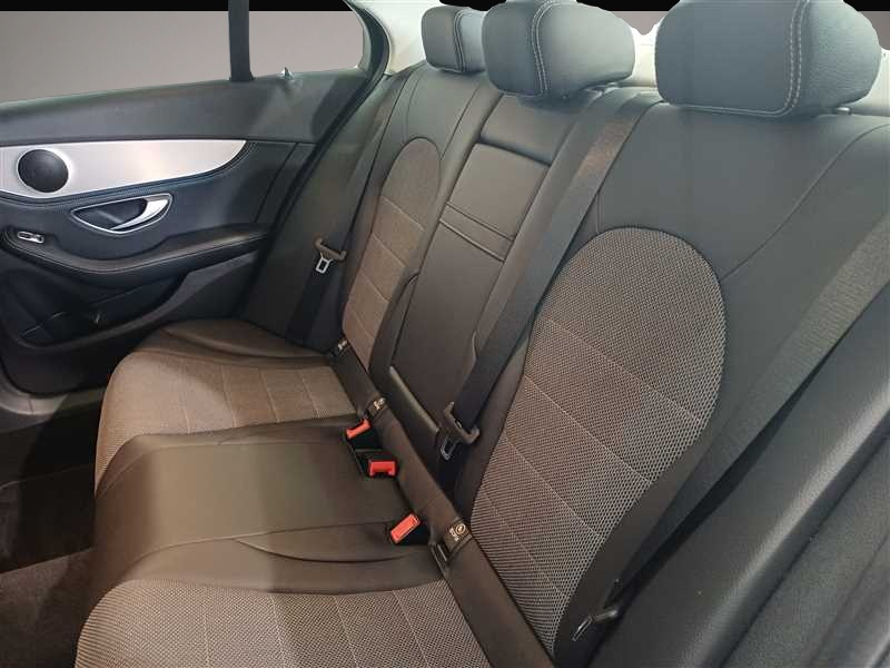 Mercedes-Benz C 180 (07/2015, Benzin)