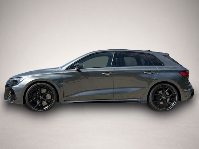 Audi RS3 (05/2026, Benzin)