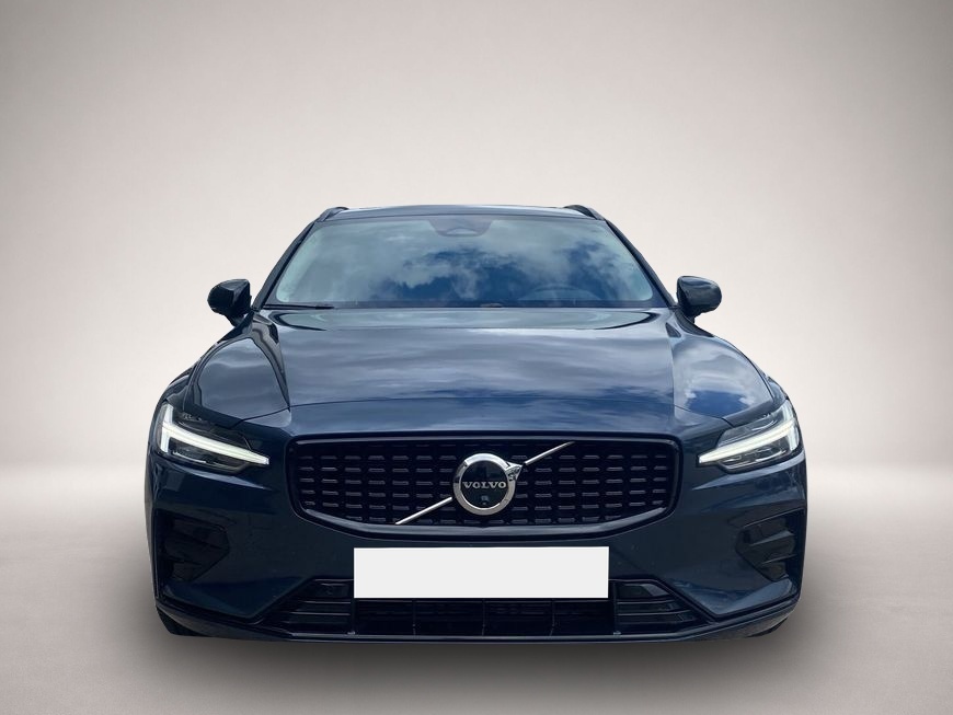 Volvo V60 (12/2025, Benzin)