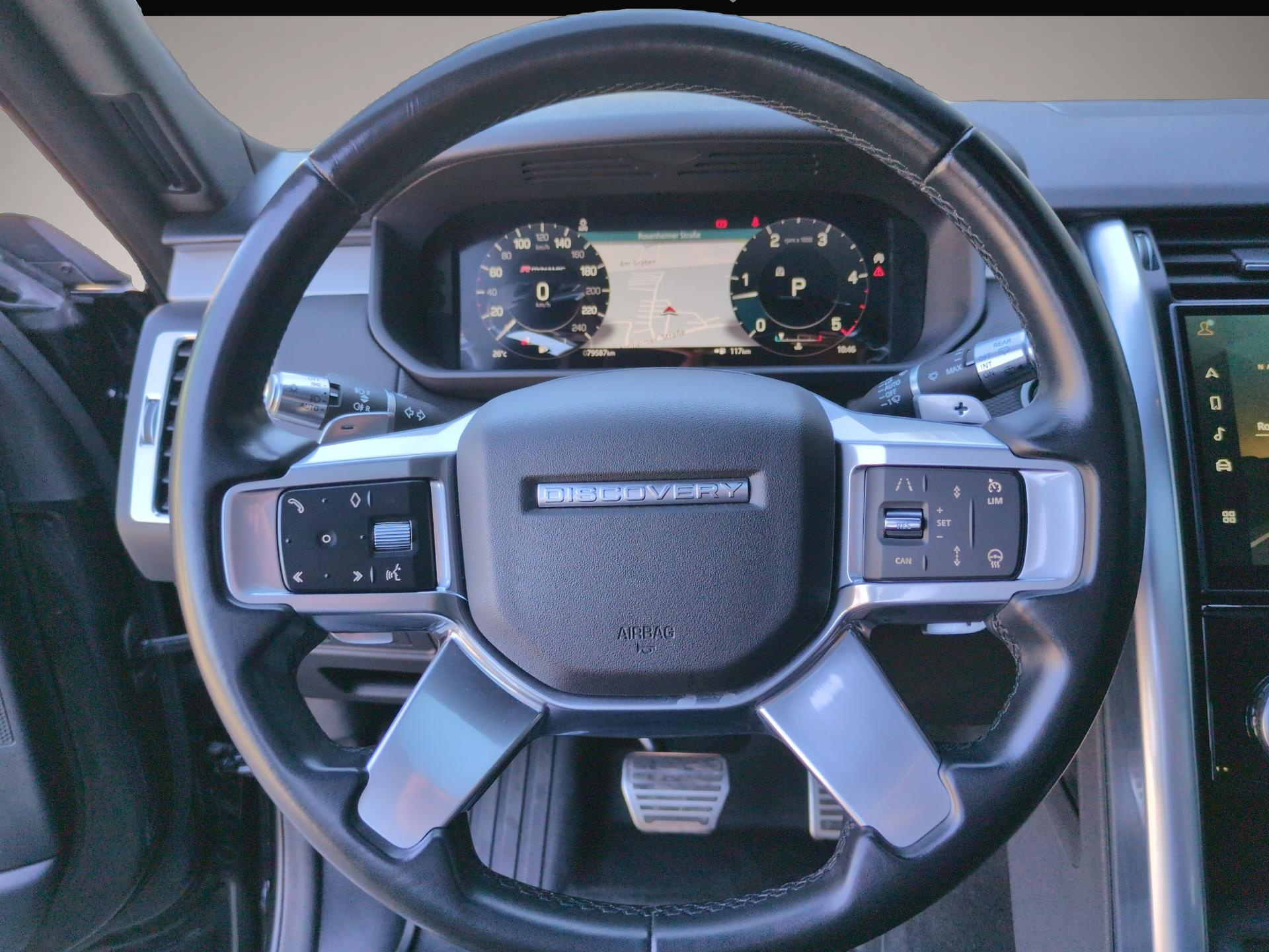 Land-Rover Discovery (03/2022, Diesel)