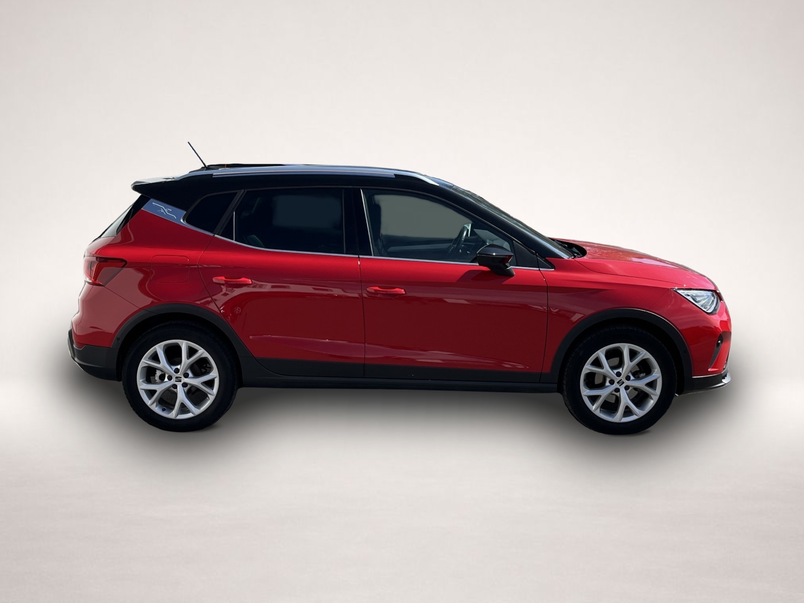 Seat Arona (03/2023, Benzin)