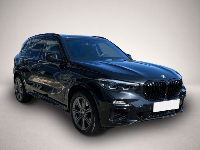 BMW X5 (02/2021, Benzin)