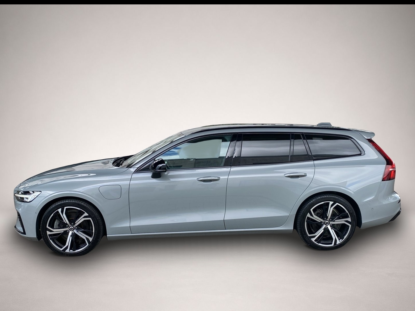 Volvo V60 (05/2024, )
