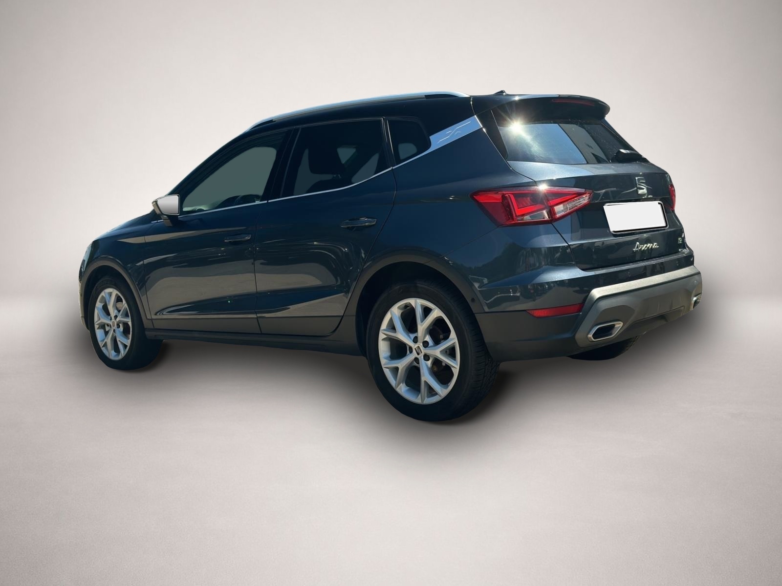 Seat Arona (11/2025, Benzin)