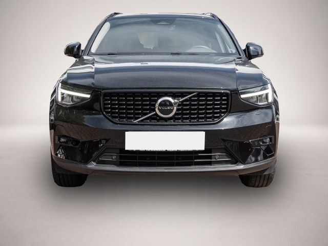 Volvo XC40 (12/2023, Benzin)