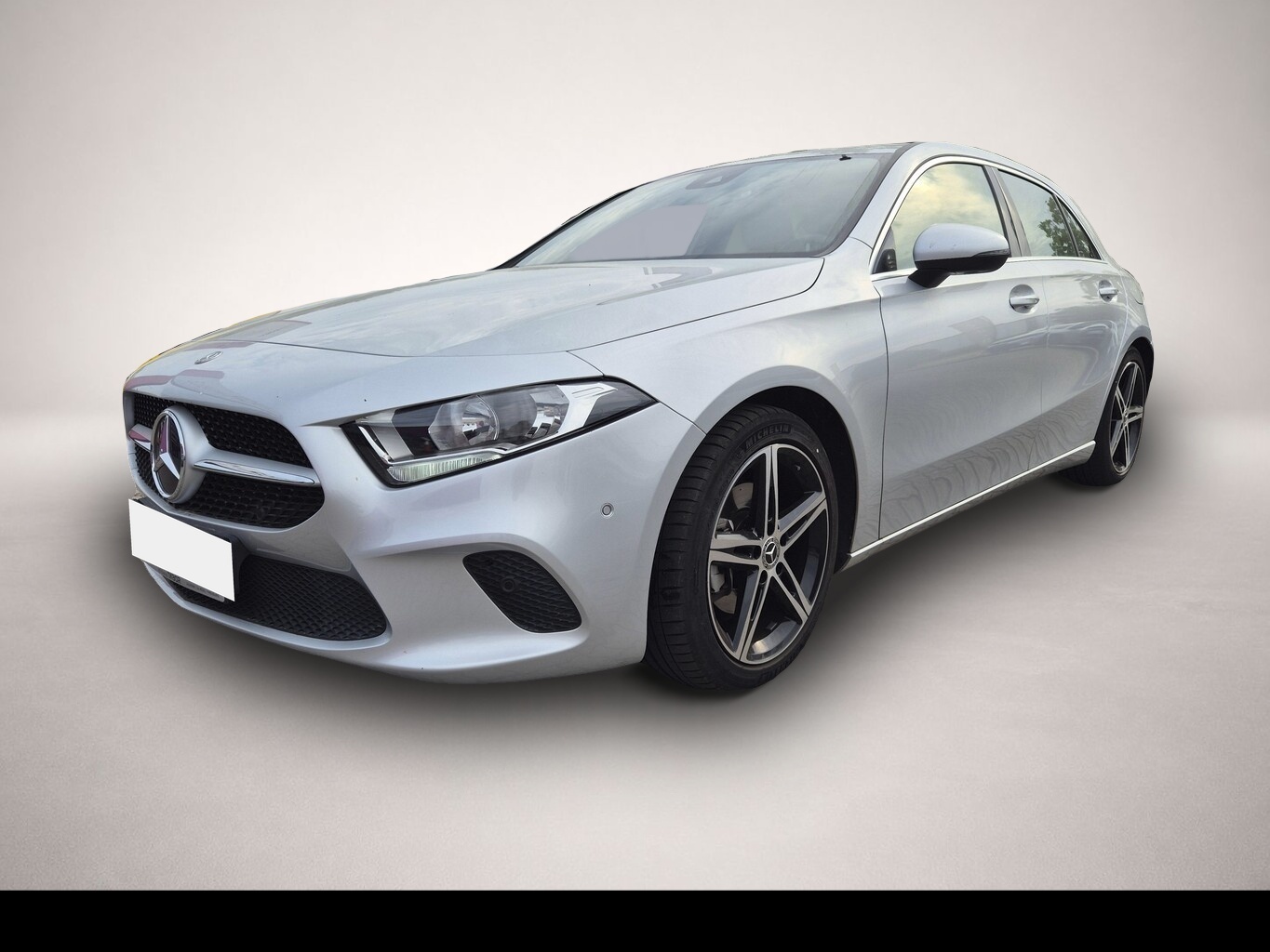 Mercedes-Benz A 200 (08/2018, )