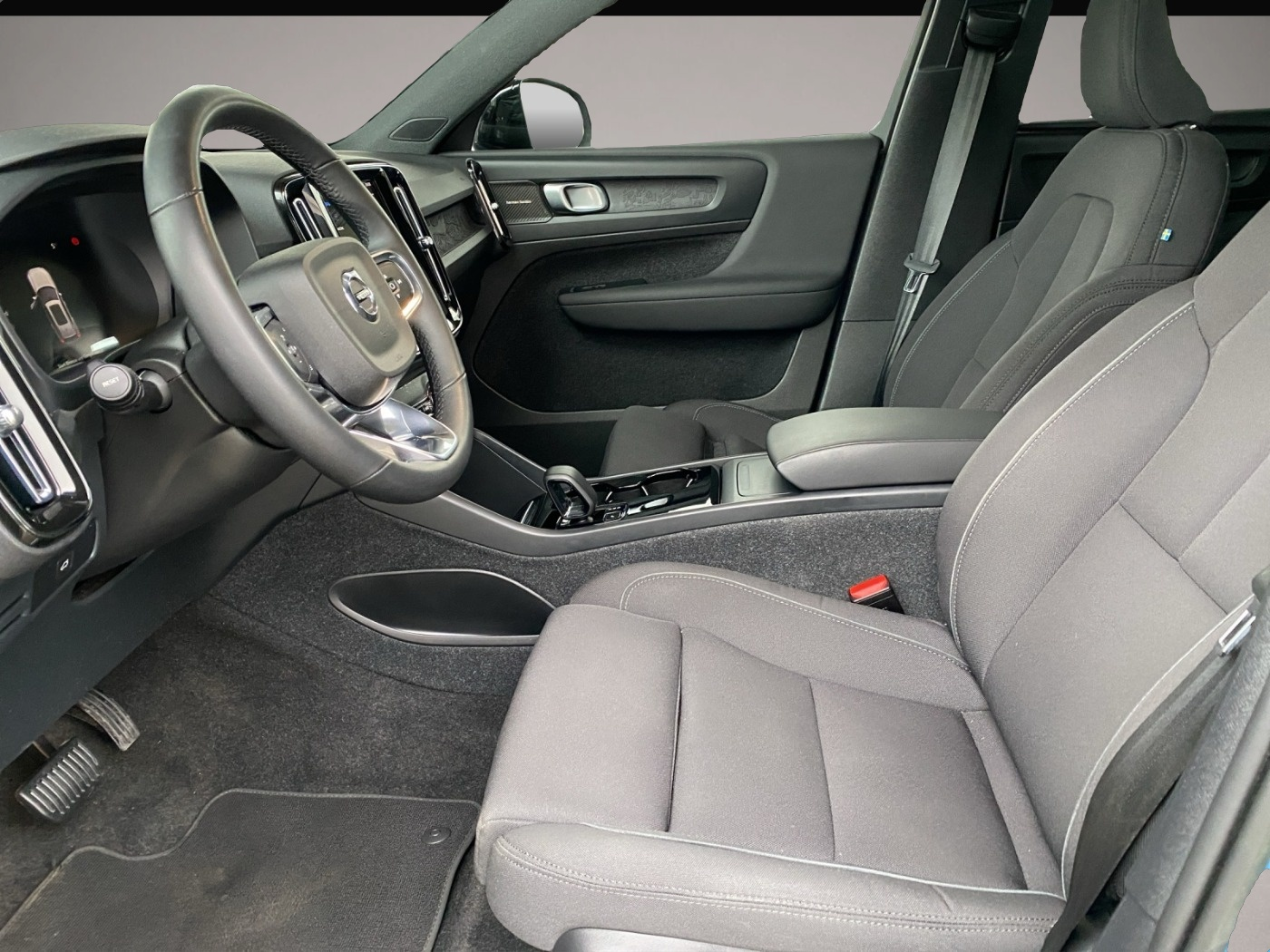 Volvo XC40 (12/2022, ELECTRIC)