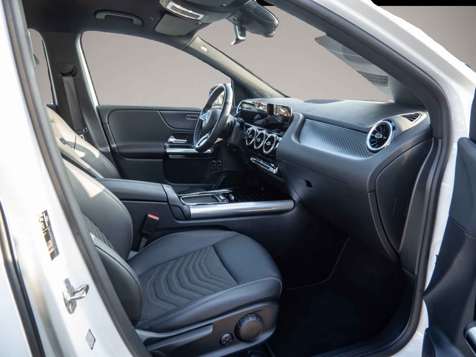 Mercedes-Benz B 250 (04/2025, Hybrid (Benzin/Elektro))