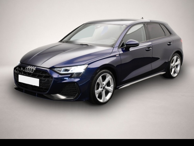 Audi A3 (10/2025, Benzin)