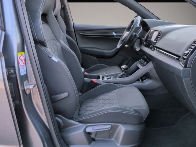 Skoda Karoq (11/2022, Benzin)