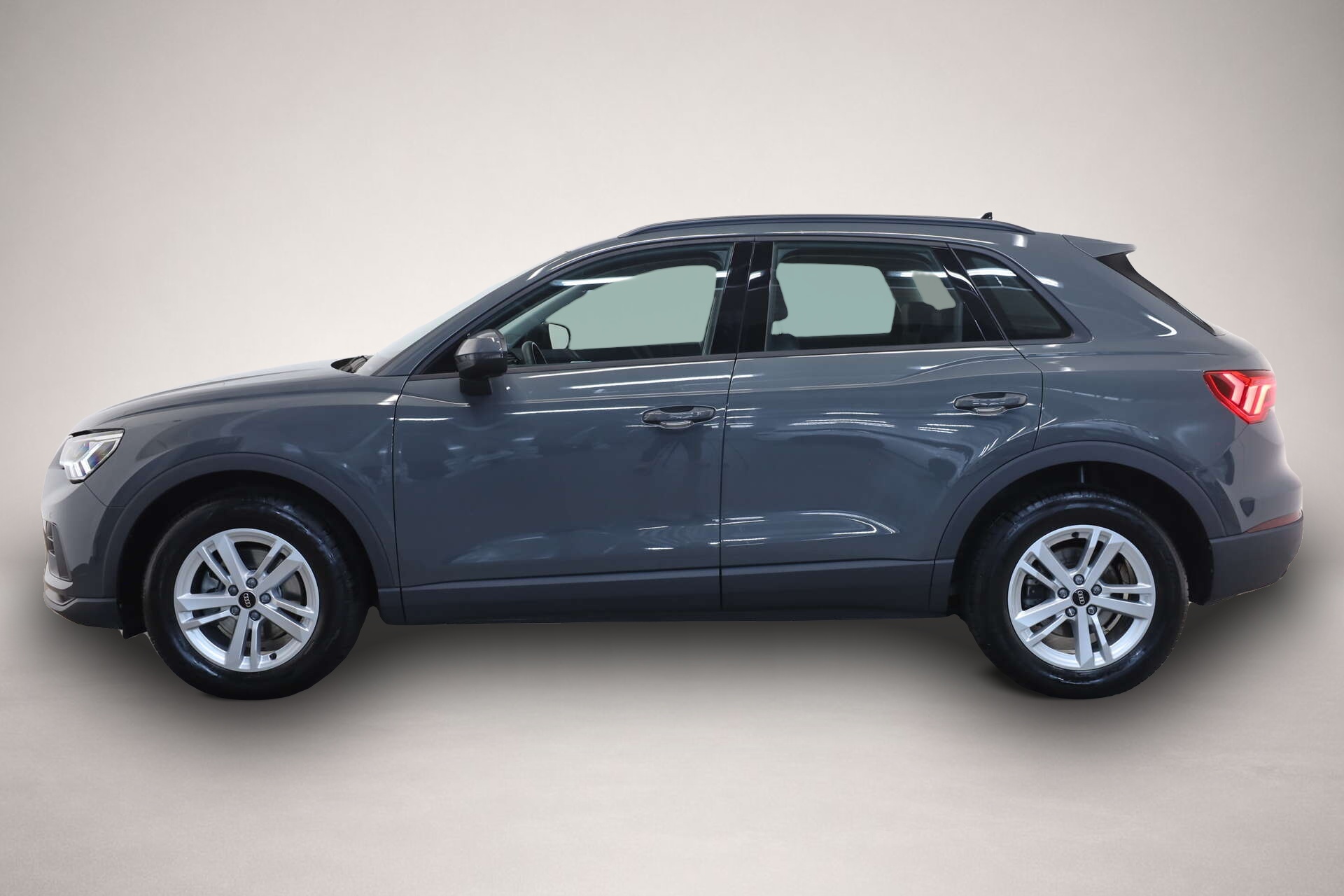 Audi Q3 (07/2025, Benzin)