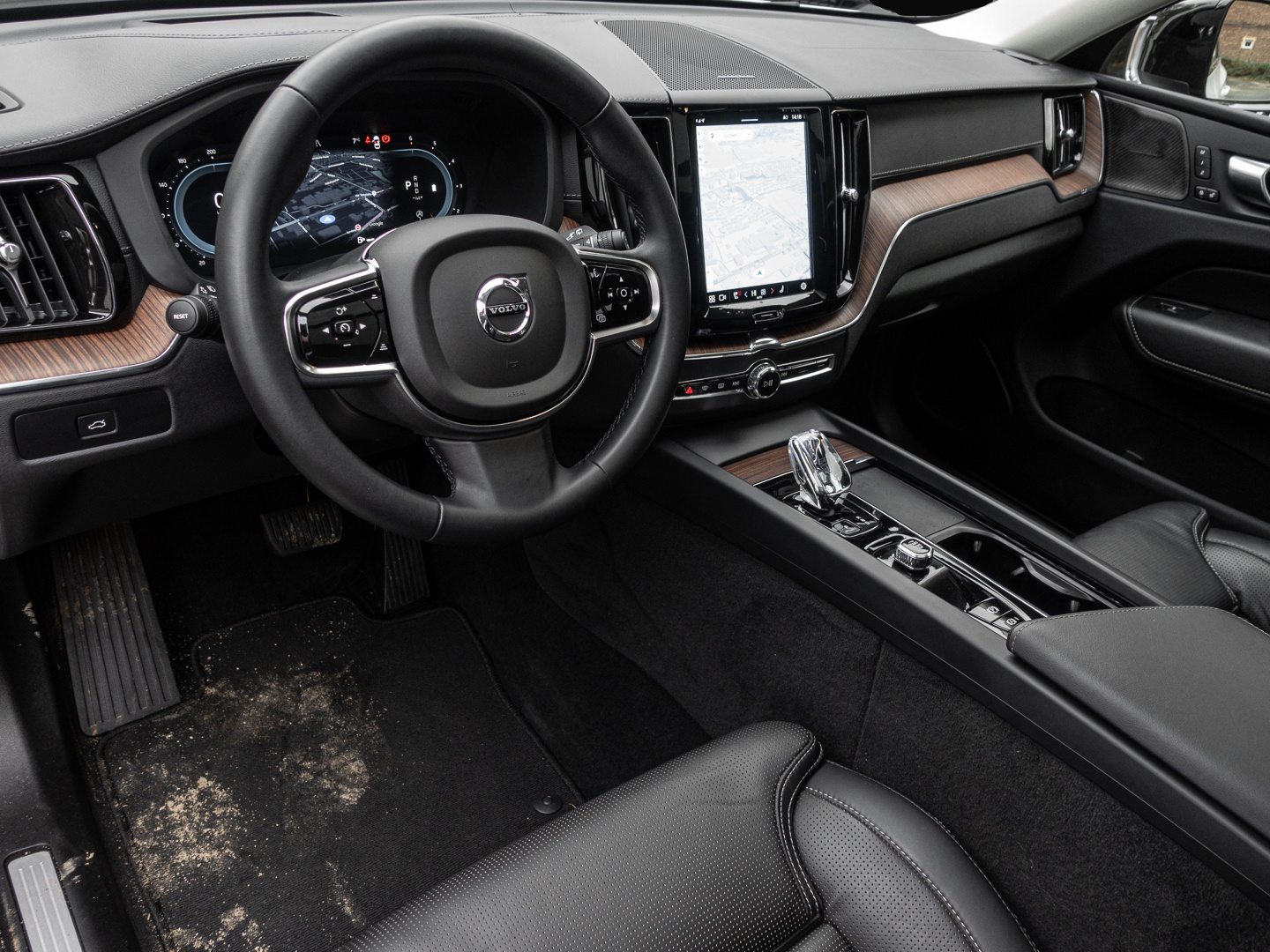 Volvo XC60 (11/2023, Diesel)