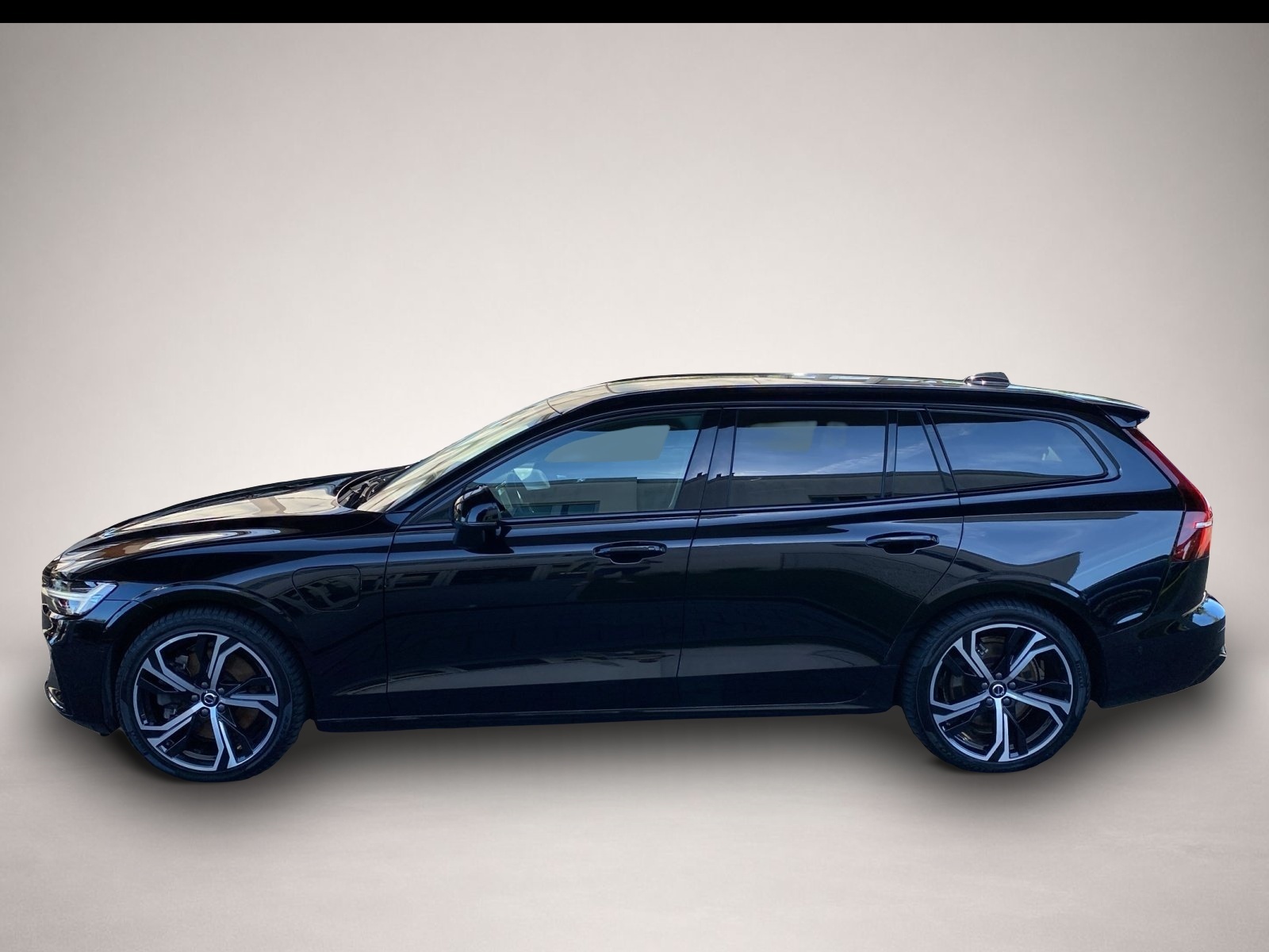 Volvo V60 (06/2024, )