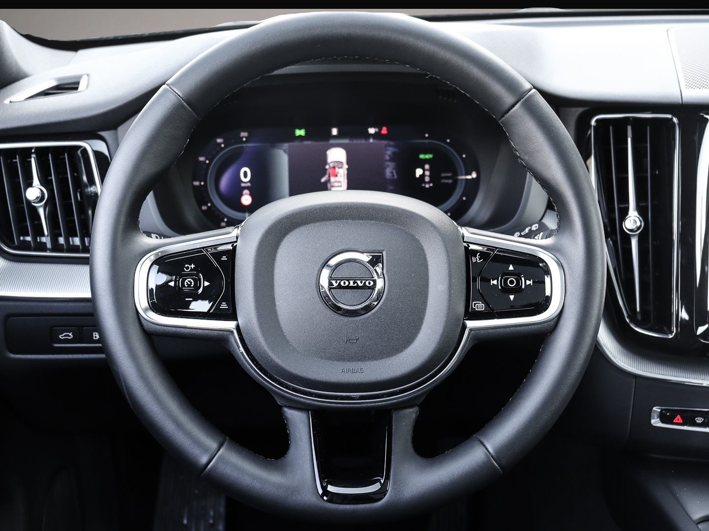 Volvo XC60 (02/2024, Hybrid (Benzin/Elektro))